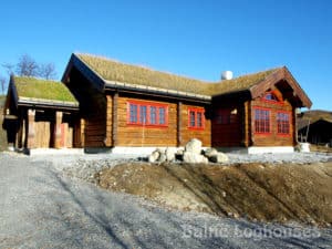 hand crafted log house käsitöö palkmaja, baltic loghouses. Laftehytte norras